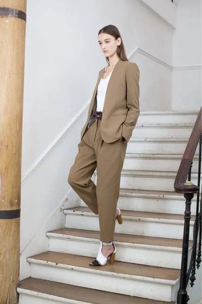 Look 18